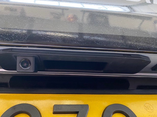 Camera Systeem Mercedes Vito 447 met radio audio 15